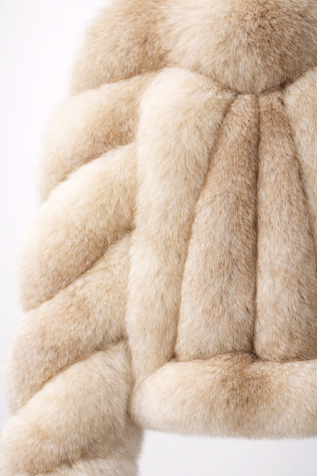 Nordic Ivory Fox Fur Coat – Maison Aurélia