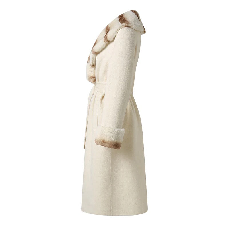 Valérie Fox Fur Collar Wool Coat in cream – Maison Aurélia