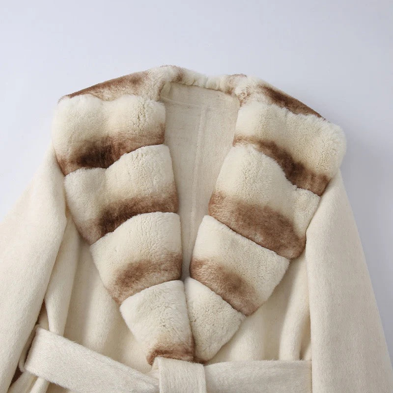 Valérie Fox Fur Collar Wool Coat in cream – Maison Aurélia