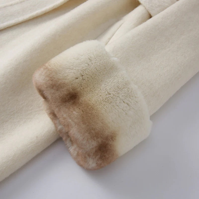 Valérie Fox Fur Collar Wool Coat in cream – Maison Aurélia