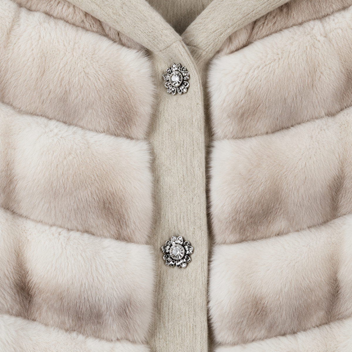 Solenne — button detail